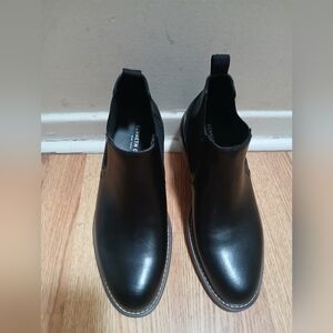 Kenneth Cole Benneth Chelsea Boots Leather Sz 8
